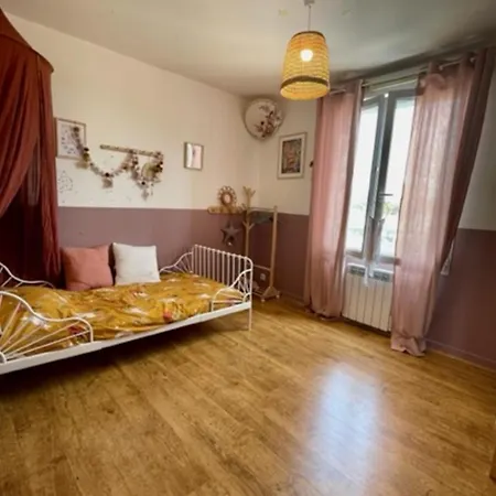 Casa de Férias Sublime House With Garden In La Rochelle! *