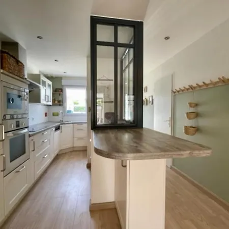 Sublime House With Garden In La Rochelle! * לה רושל